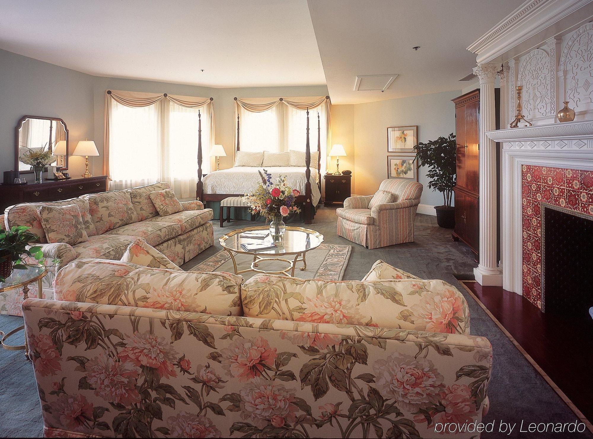 Cranwell Spa And Golf Resort (Adults Only) Lenox Room photo